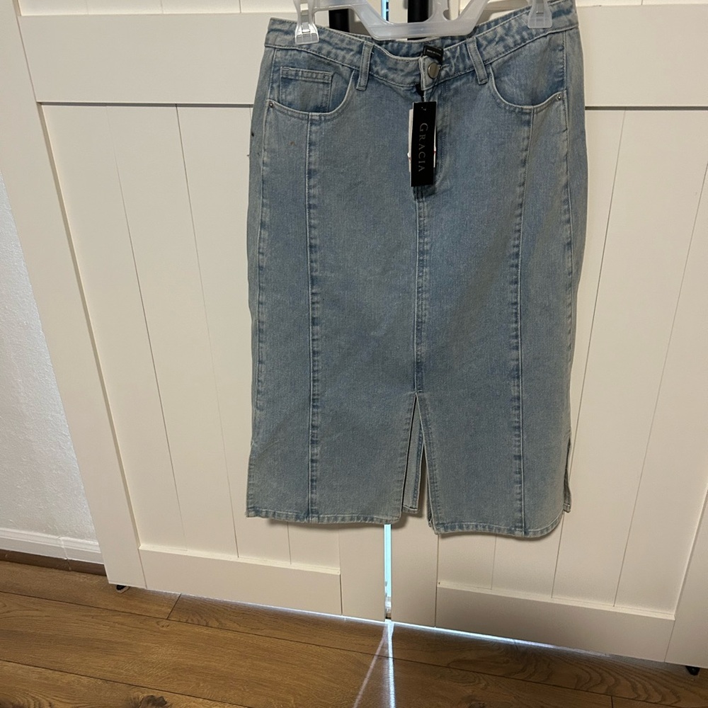 Gracia Light Blue Denim Midi Skirt